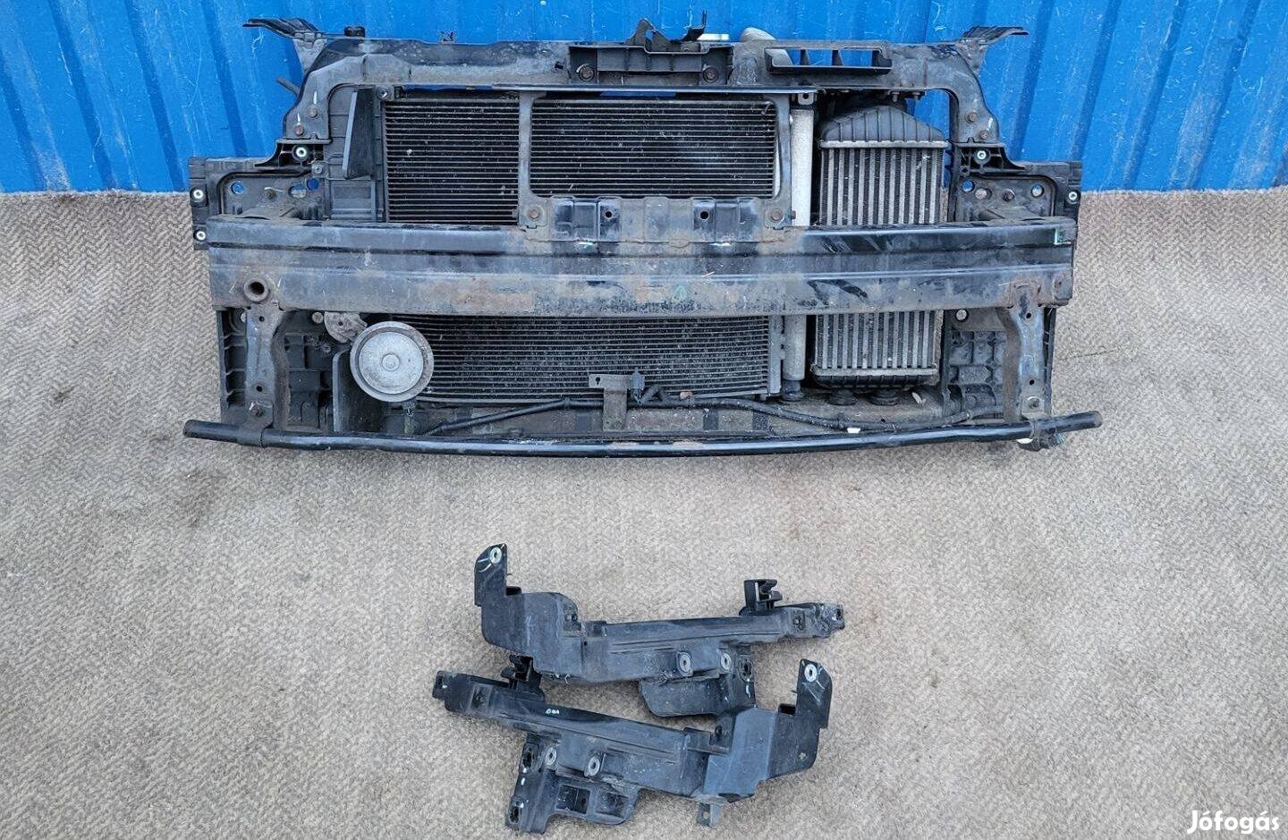 Hyundai i30 II 2 GD 64156A5000 bal, 64166A5000 jobb fényszóró tartó