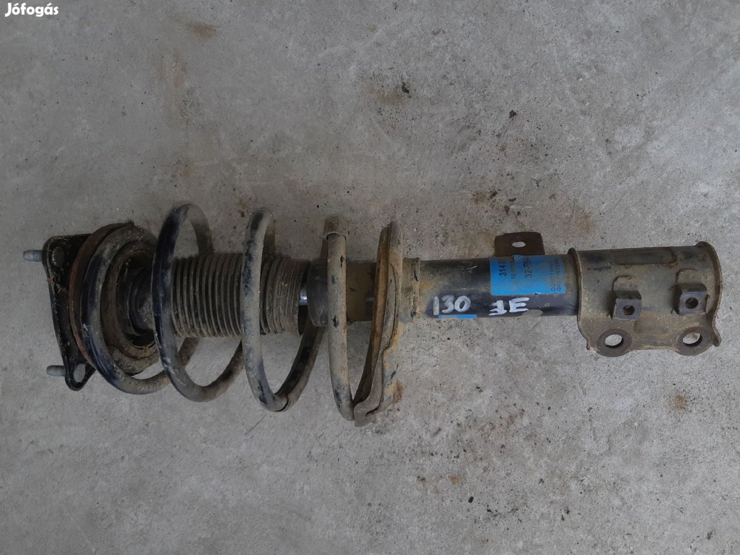 Hyundai i30 Jobb Első Lengéscsillapító Rugó