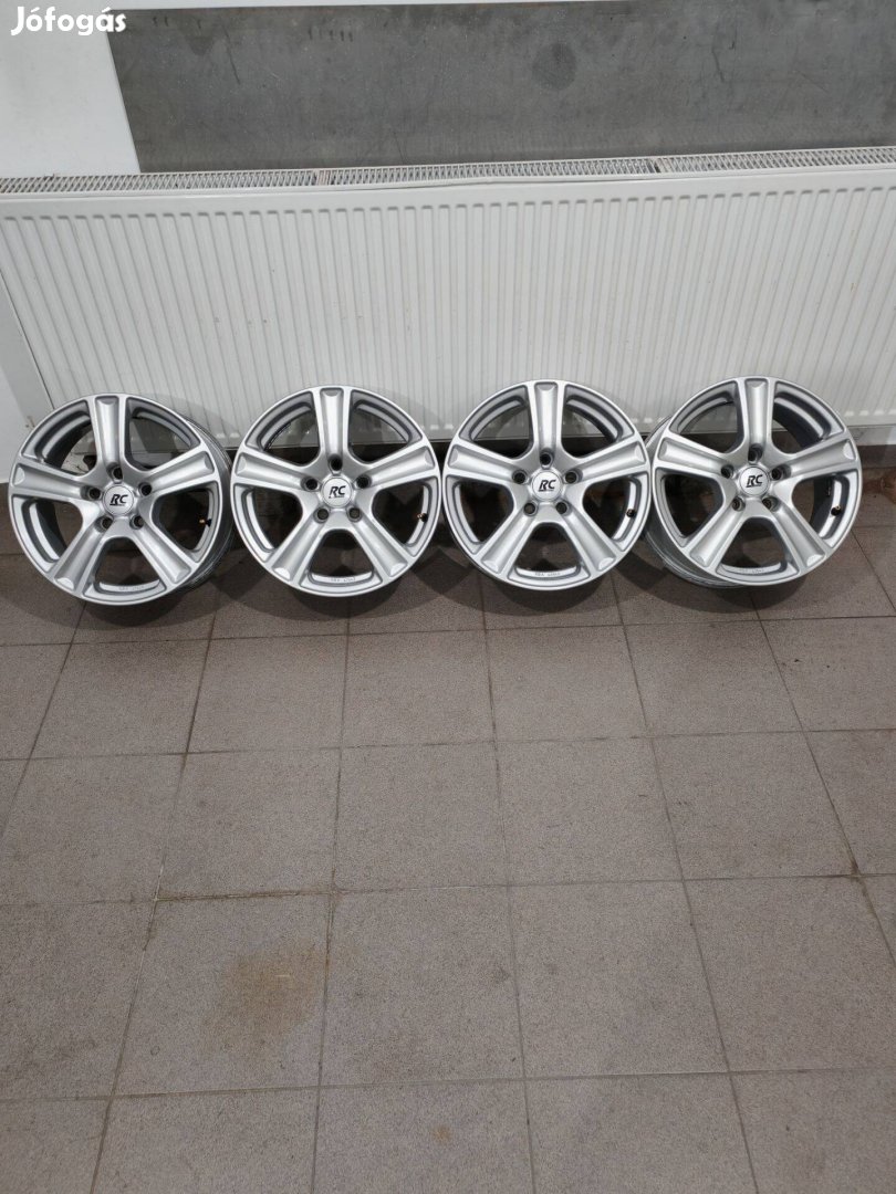 Hyundai i30 (GD) 4db 16-os alufelni eladó