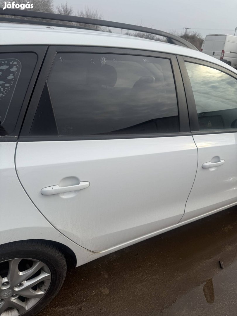 Hyundai i30 kombi jobb hátsó ajtó