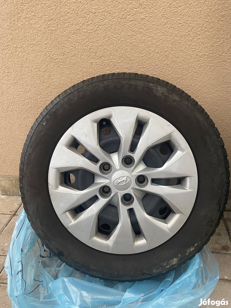 Hyundai i30 téli kerékszett 15" Eladó