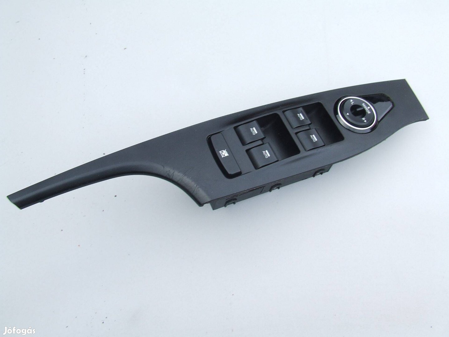 Hyundai i40 bal elektromos ablakemelő kapcsoló