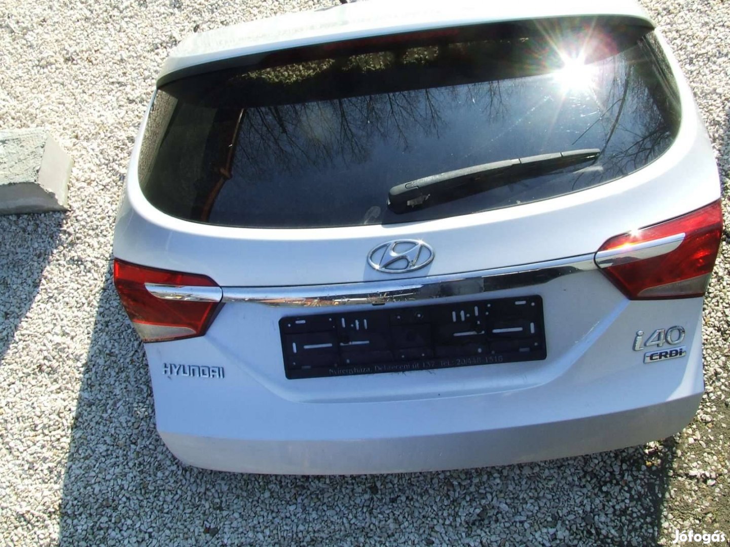 Hyundai i40 csomagtér ajtó egyben hibátlan