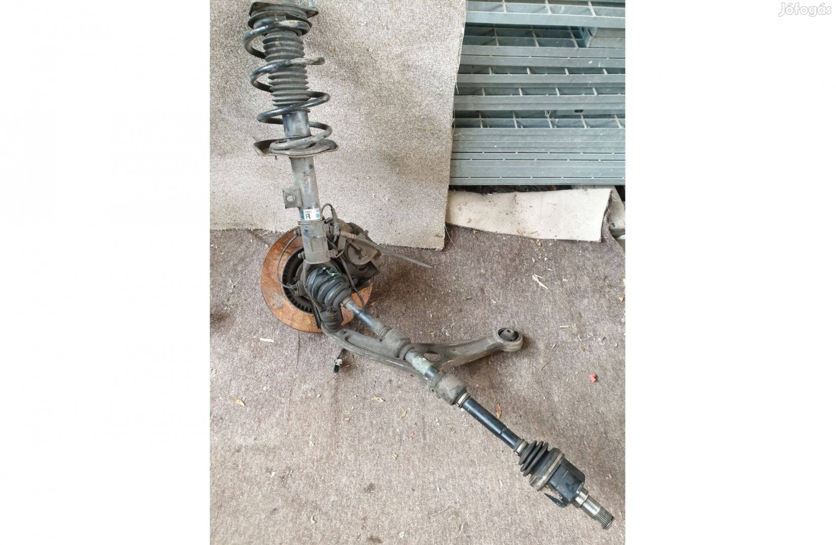Hyundai i40 gyári 546613Z300 jobb gólyaláb, csonkállvány, féltengely