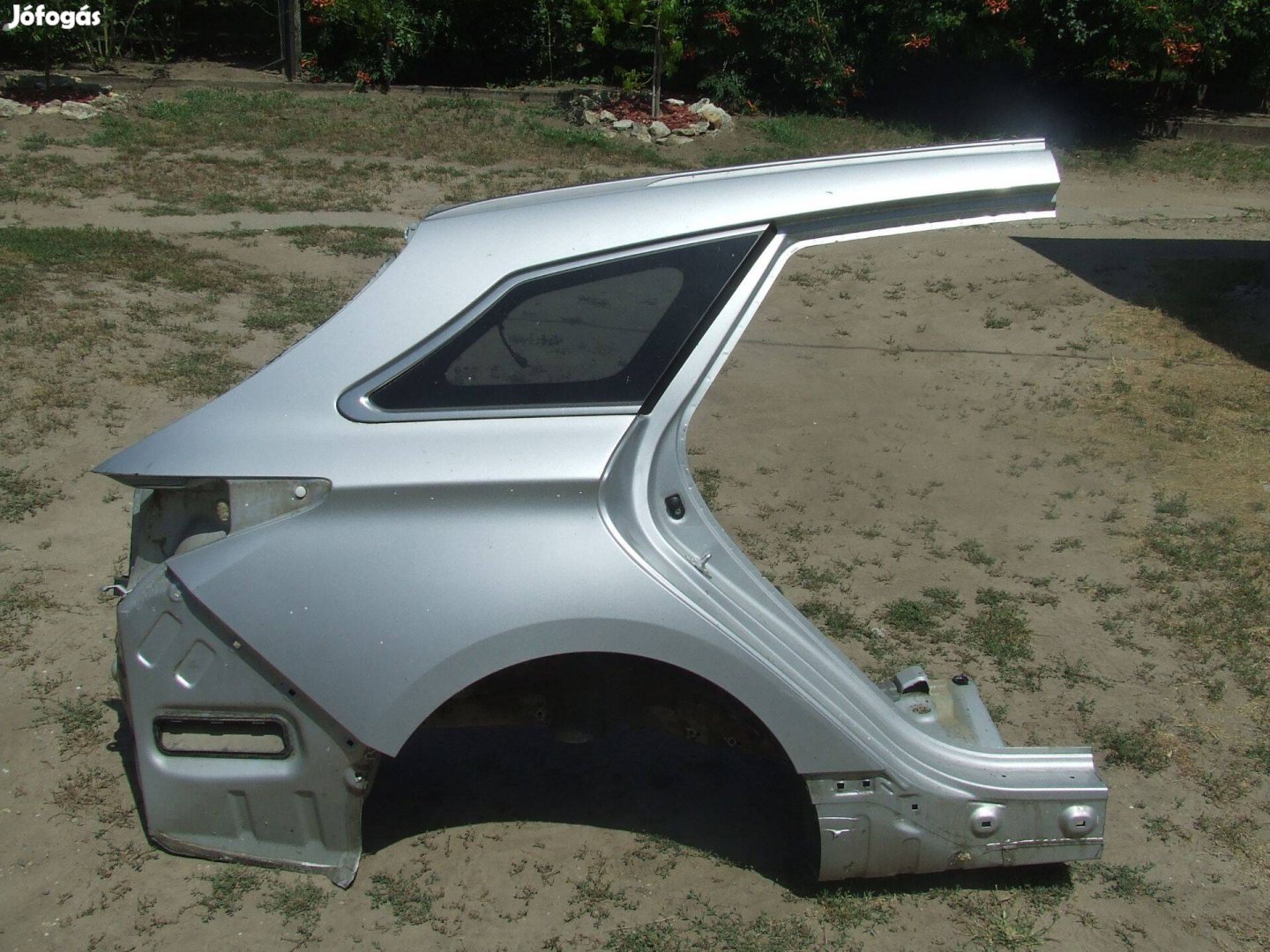 Hyundai i40 jobb hátsó negyed üveggel