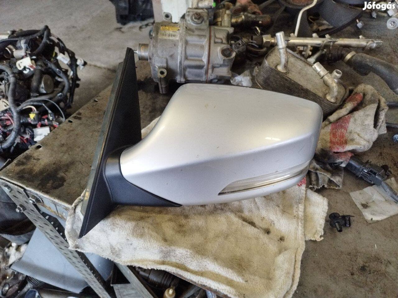 Hyundai ix20 2011-2015 bal oldali elektromosan behajló visszapillantó