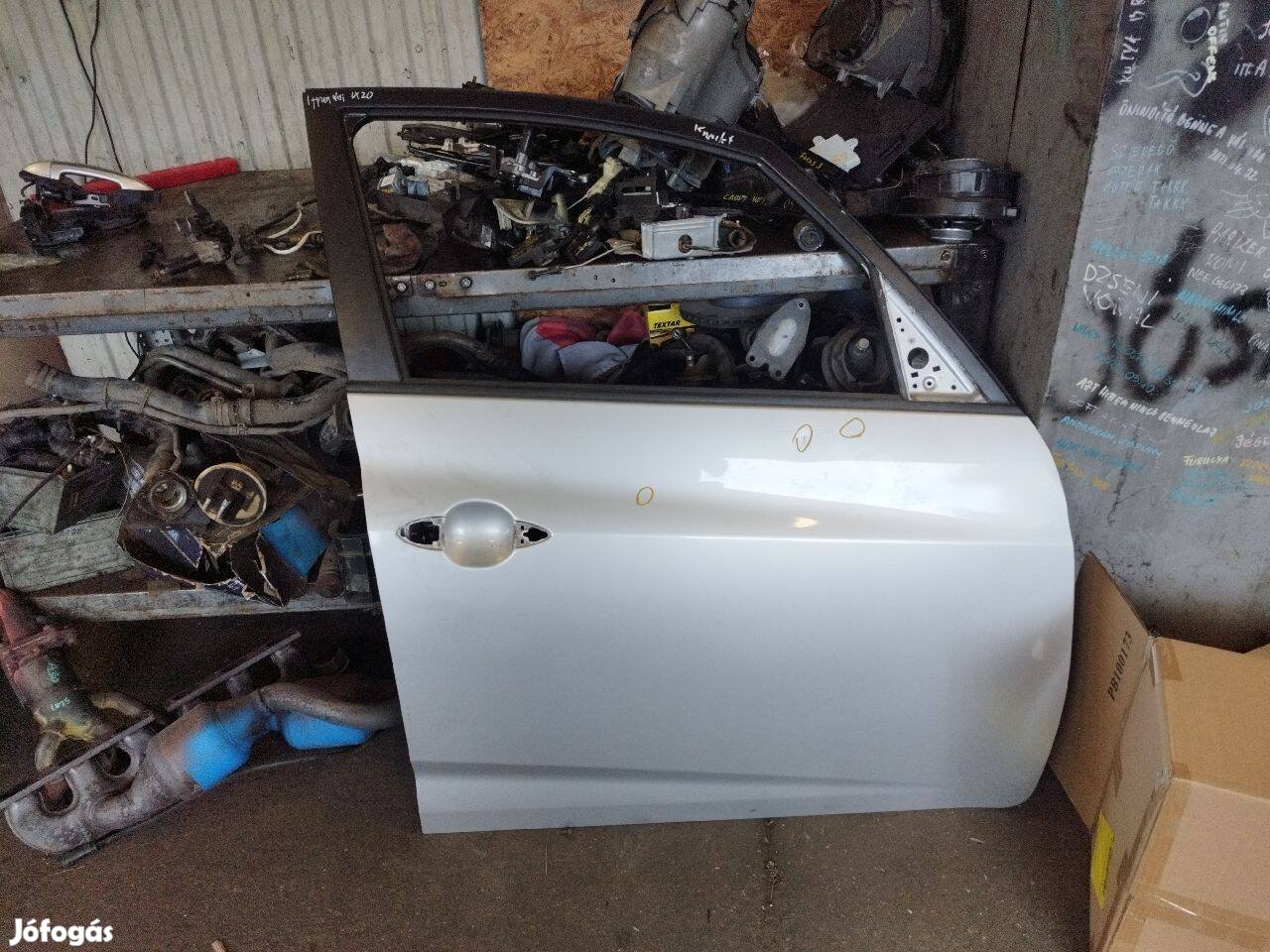 Hyundai ix20 jobb első ajtó üresen