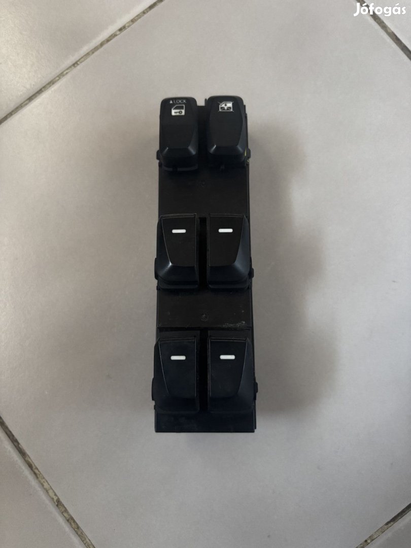 Hyundai ix35 bal első ablakemelő kapcsoló 935702Y0609P