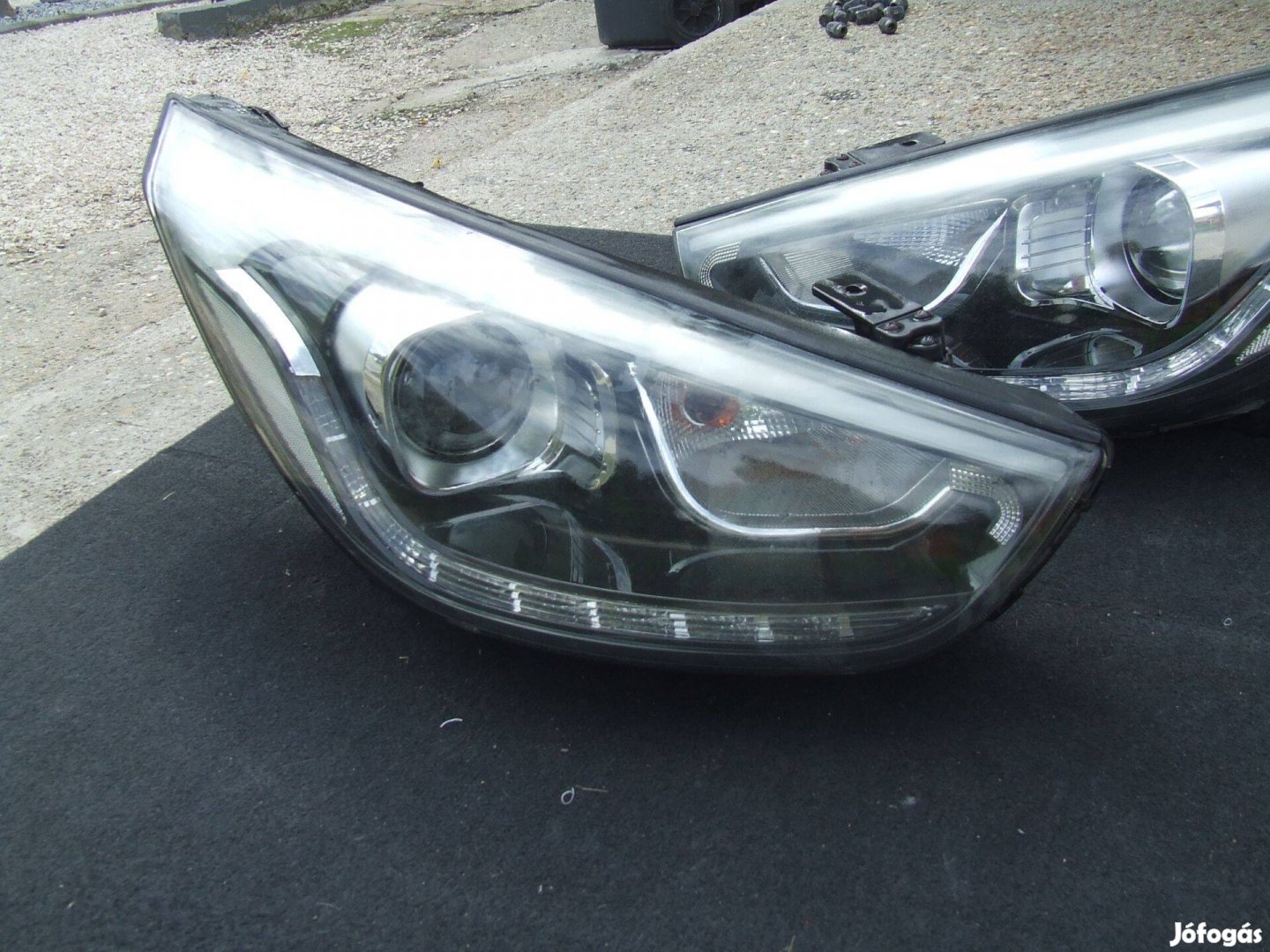 Hyundai ix35 jobb első lámpa menetfényes gyári