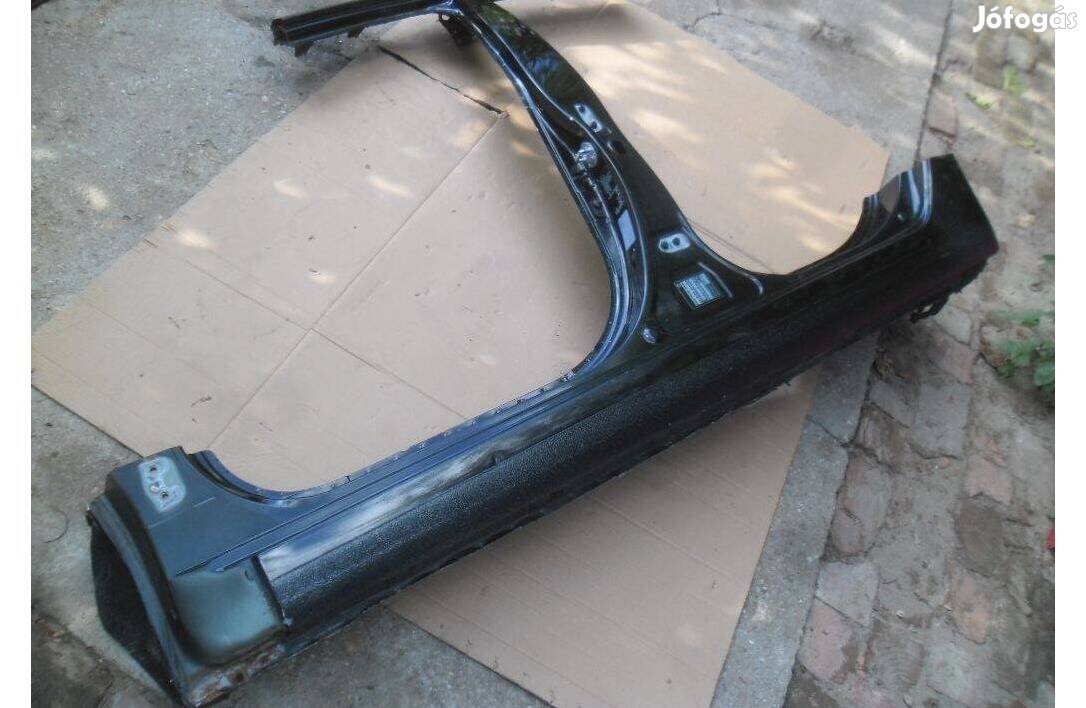 Hyundai ix 20 ix20 bal küszöb + b oszlop /komplett