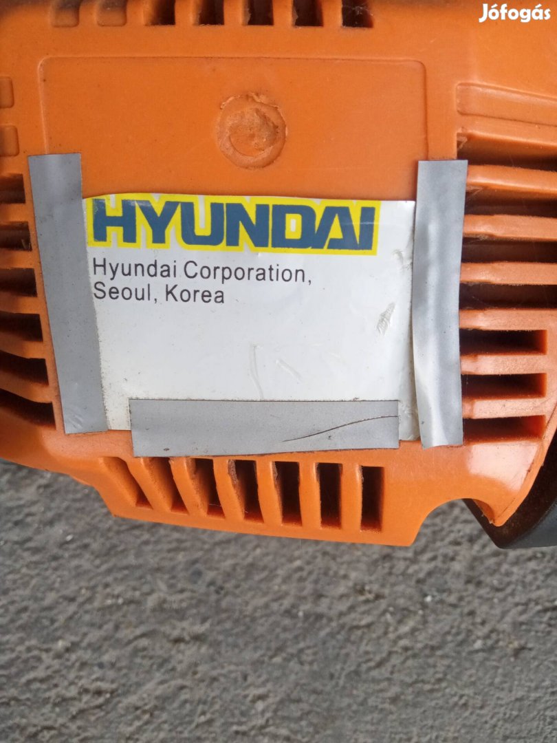 Hyundai láncfűrész eladó ( 2 alkalommal volt használva ) + lap,lánc