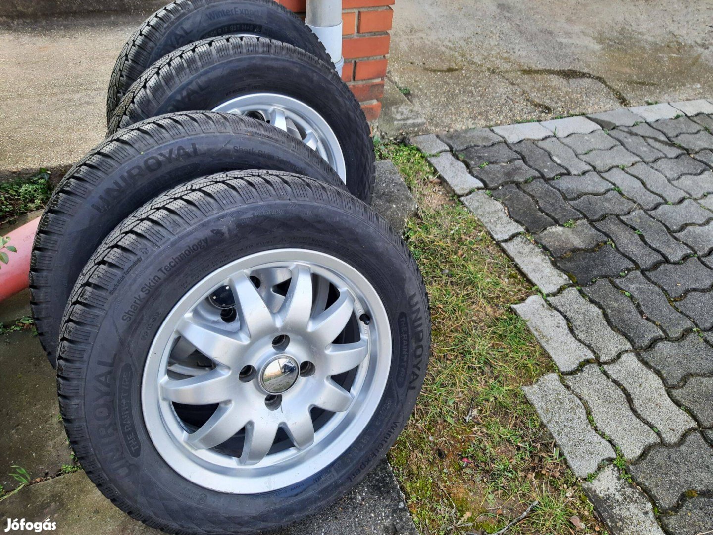 Hyundai téli kerék Uniroyal