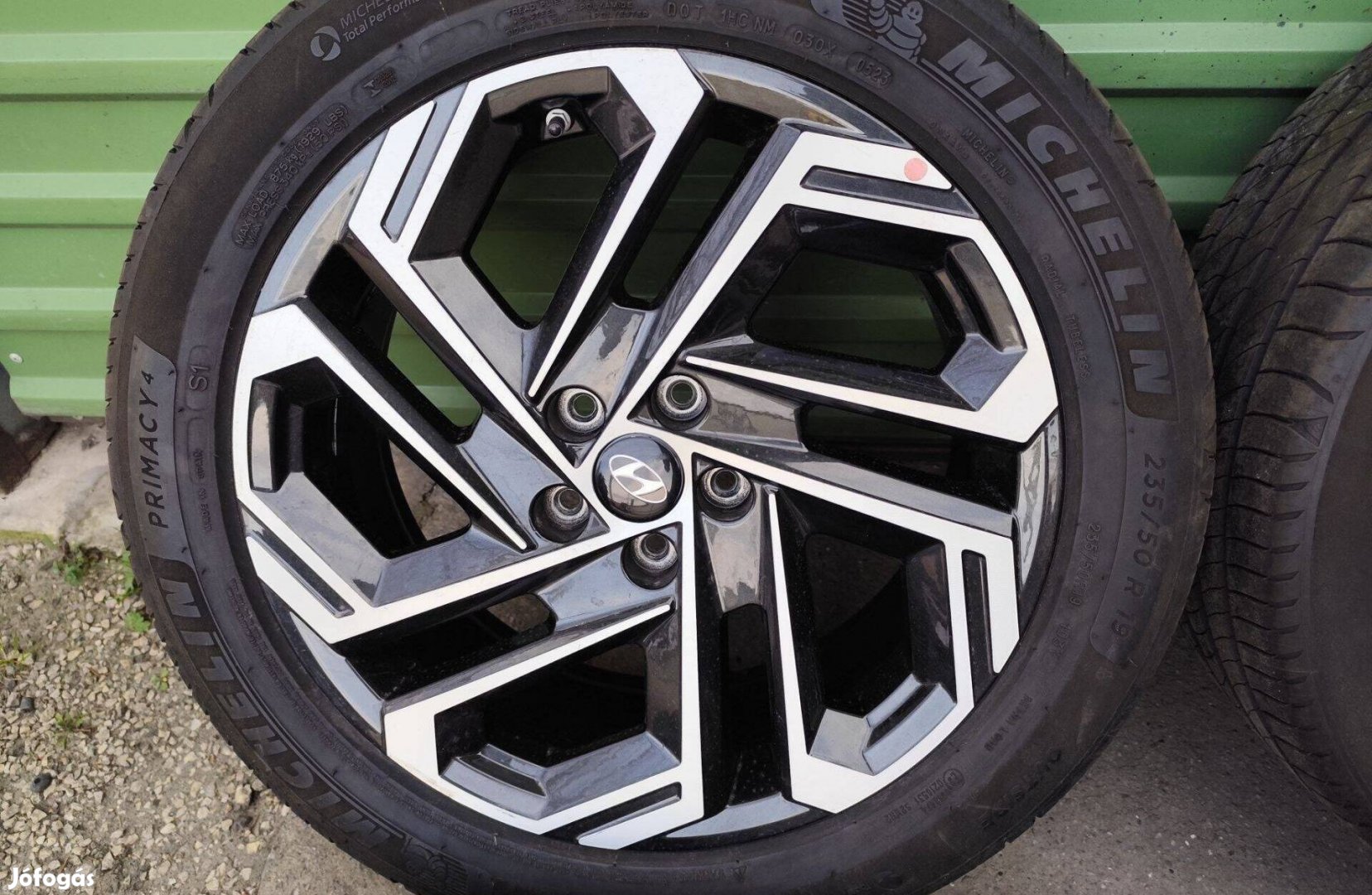 Hyundai tucson gyári alufelni 5x114,3 19"