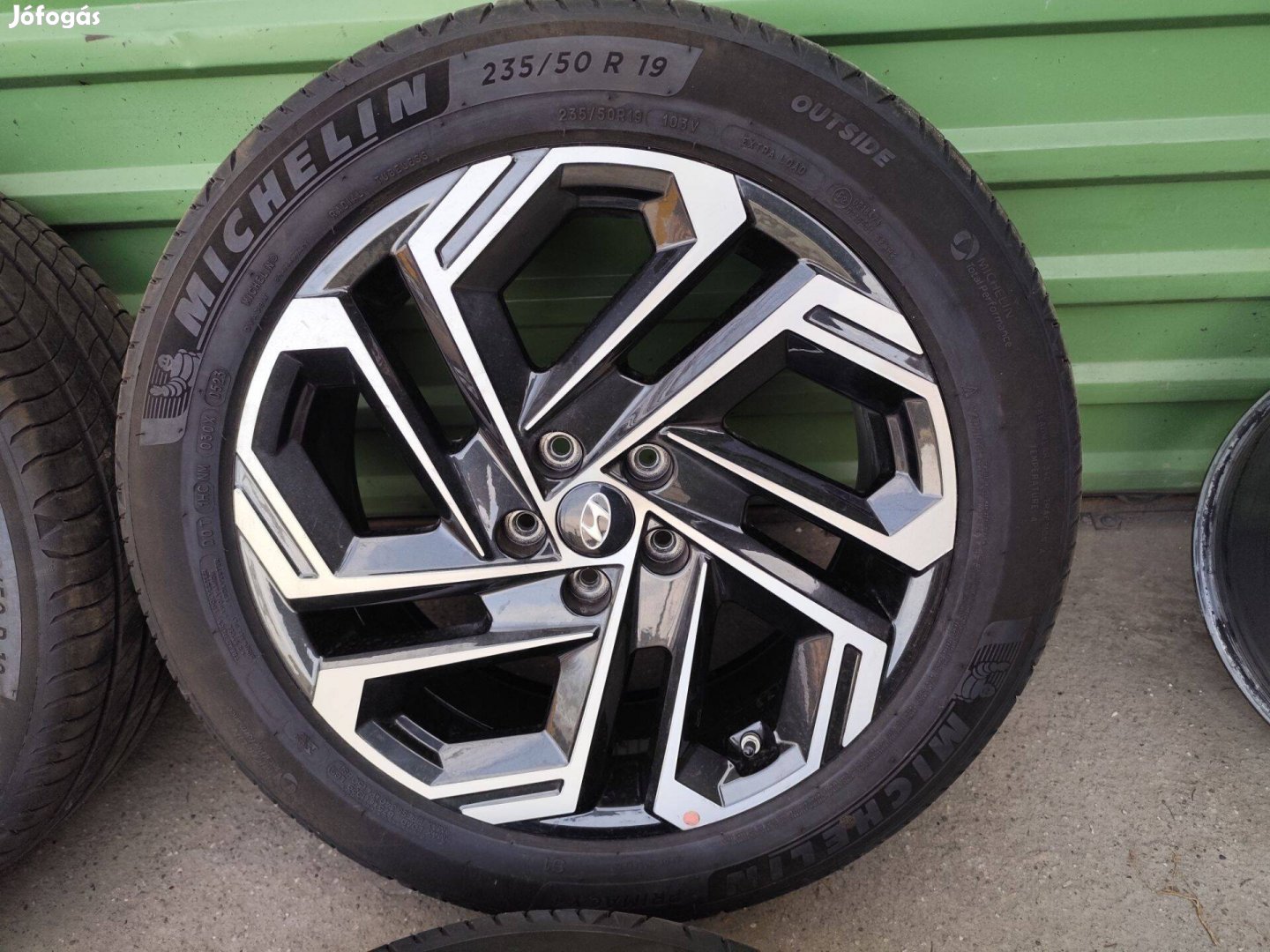 Hyundai tucson gyári alufelni 5x114,3 19"
