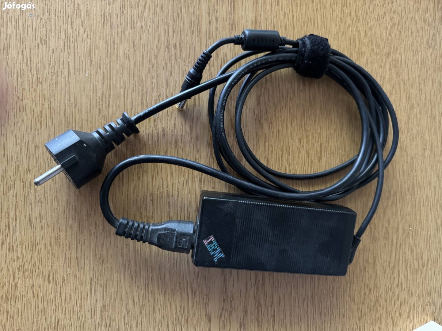 IBM 08K8210 16V 72W laptop töltő, adapter