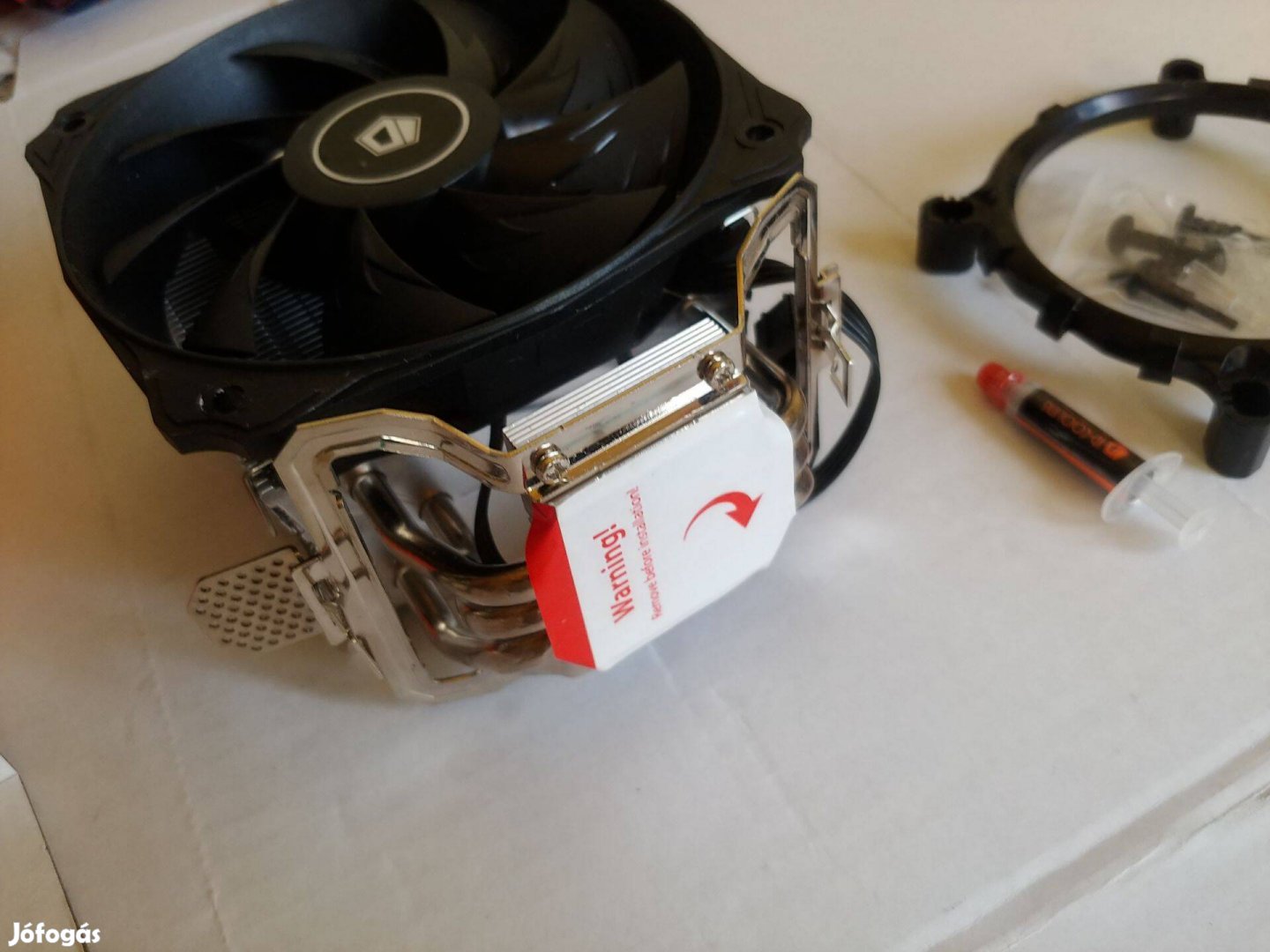 ID - Coolingt SE213v2 Intel és AMD processzor hűtő 120 mm ventilator