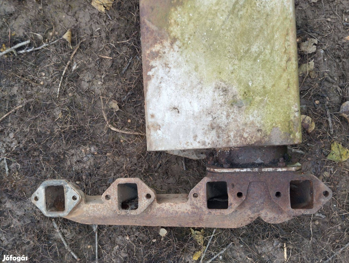 IFA kipufogó öntvény