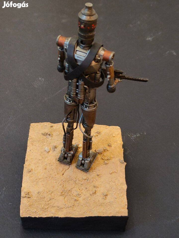 IG-11 droid Star Wars Mandalorian 6" műgyanta figura