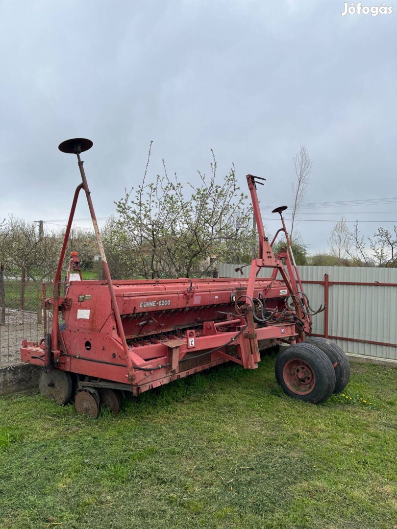 IH-6200 használt gabona vetőgép