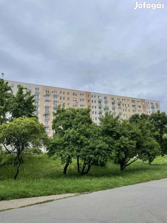 III. Kerület, Himző u.környékén,hőszigetelt társasházban!, 51 m2-es,