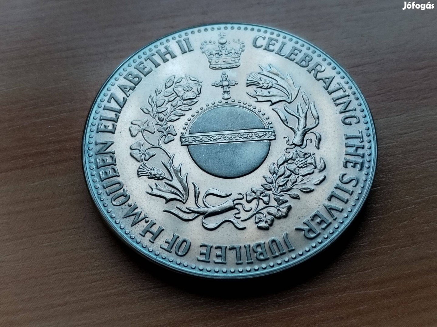 II.Erzsébet Angol királynő 1952-1977 jubileumi emlékéreme