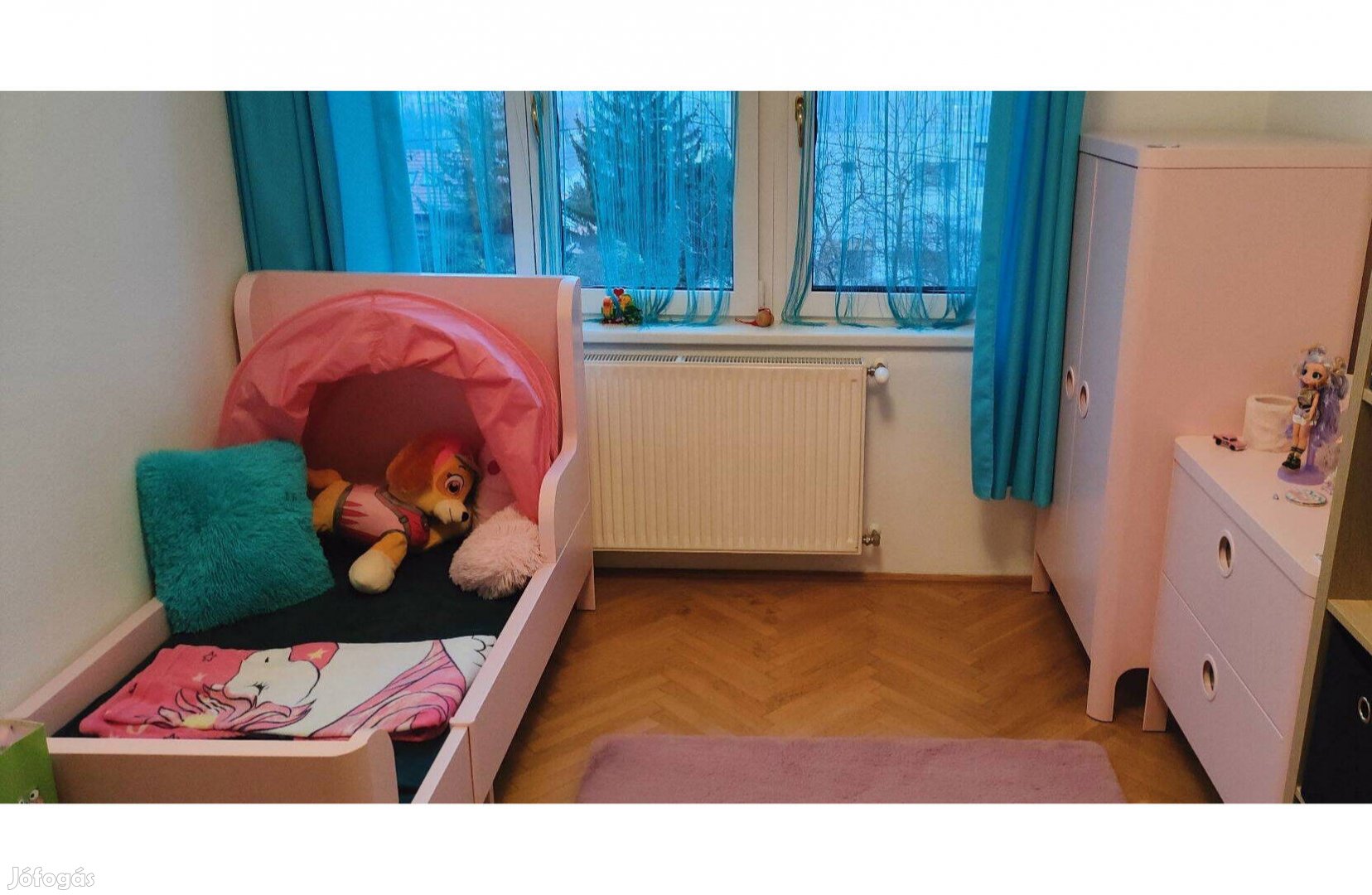 IKEA Busunge rózsaszín meghosszabbítható ágy + szekrény + komód