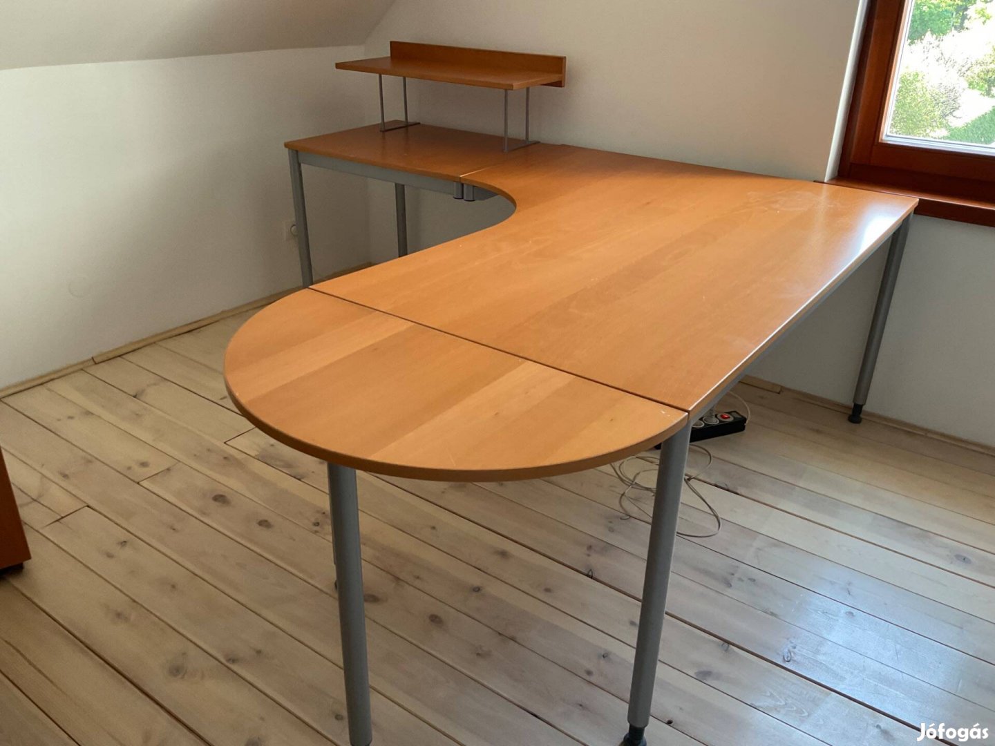 IKEA Effektiv íróasztal