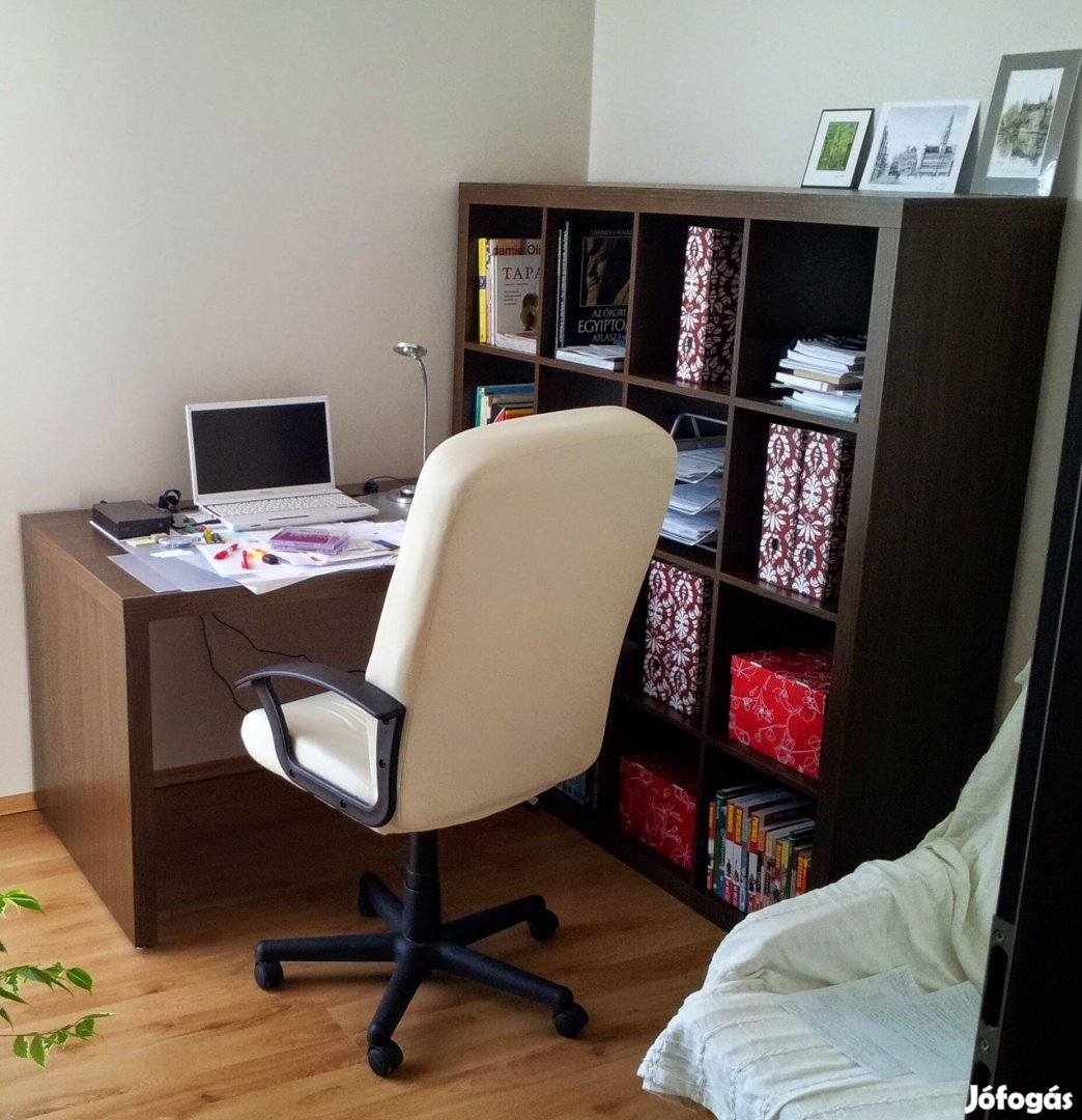 IKEA Expedit íróasztal kombináció 4x4 polcrendszerrel