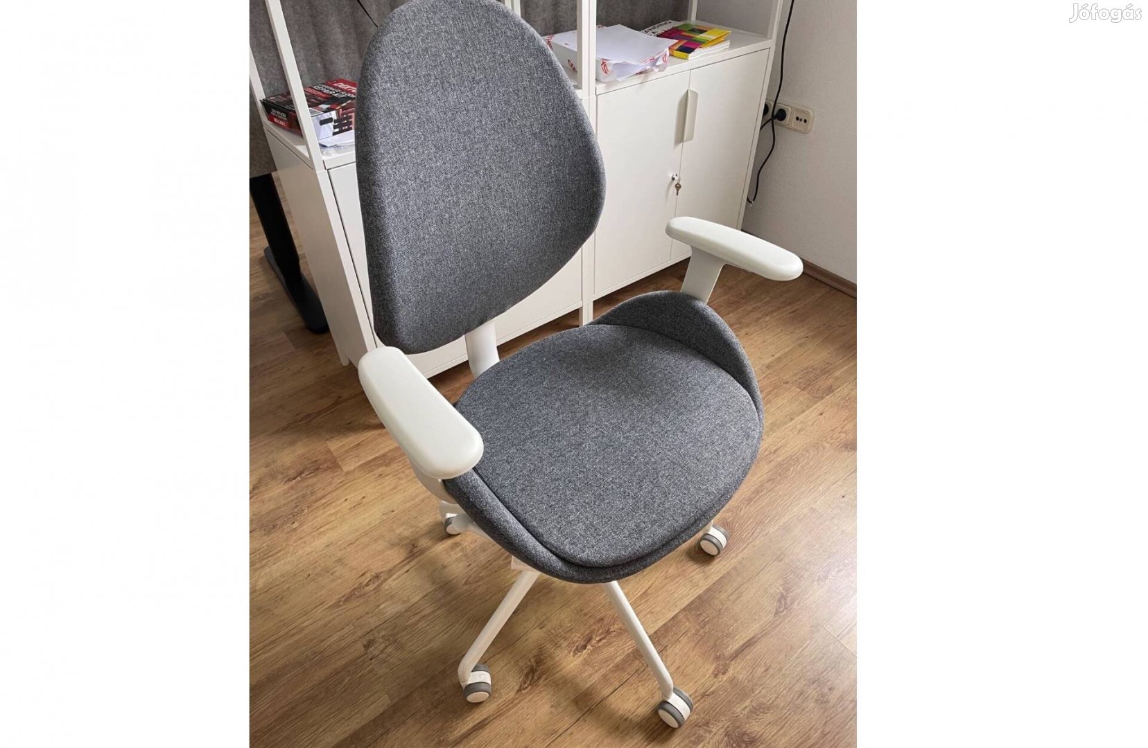 IKEA HattefjÄLL Irodai szék karfákkal