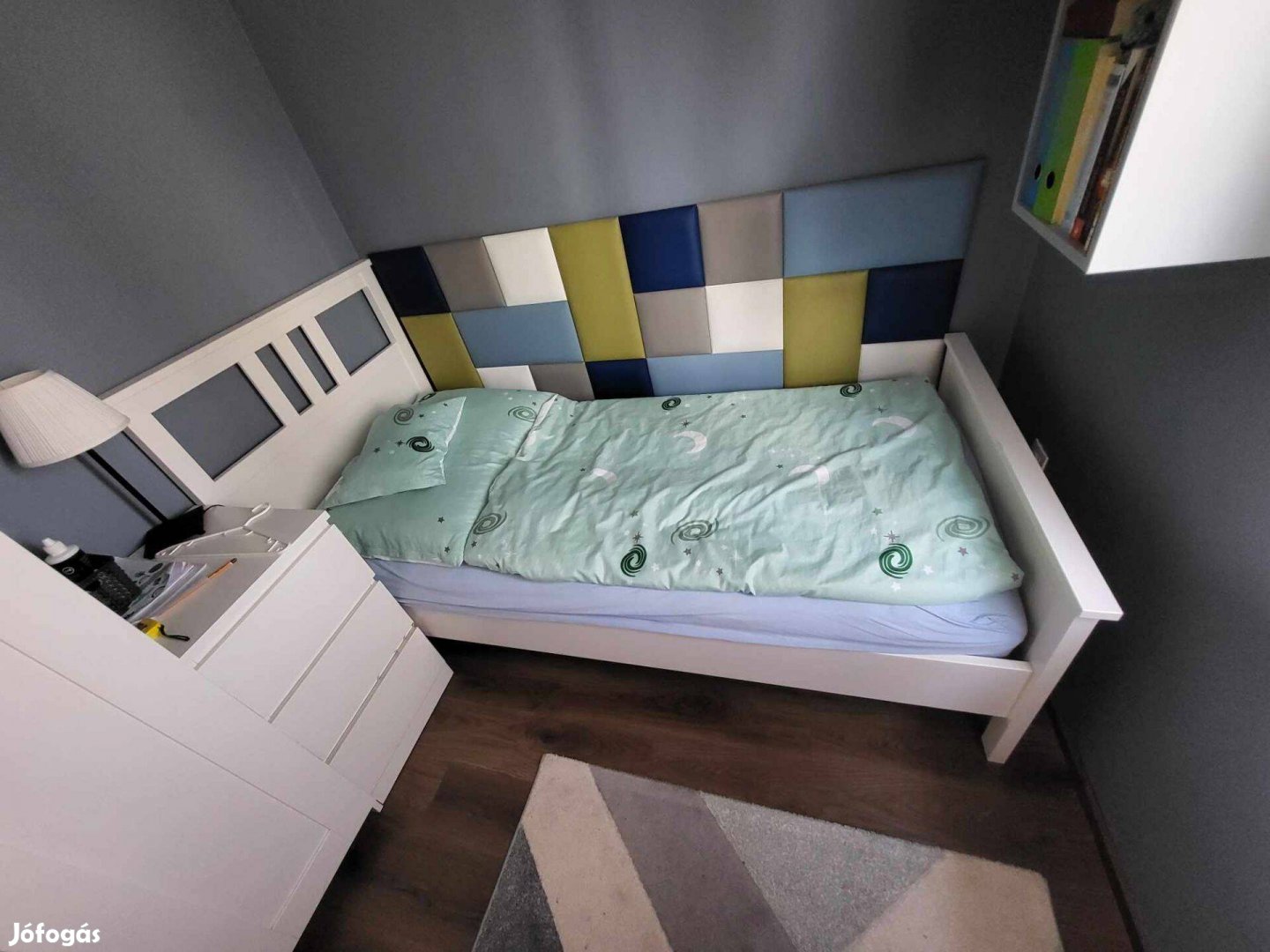 IKEA Hemnes 90 x 200 ágykeret matraccal, ágyrács nélkül