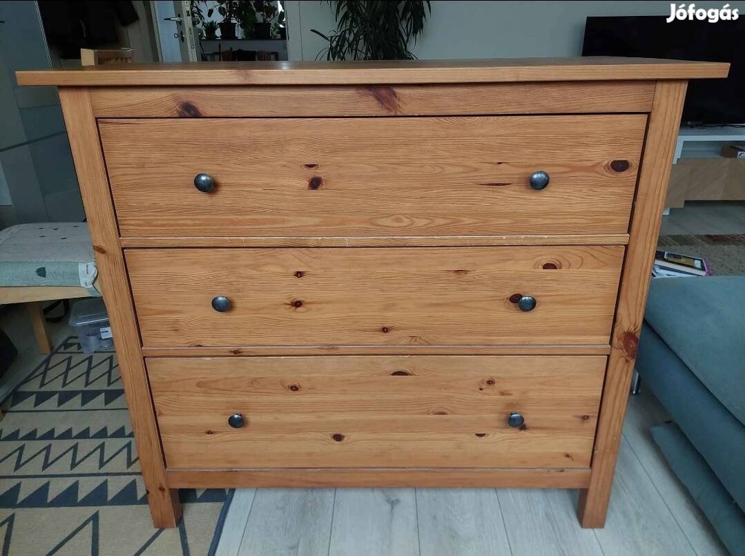 IKEA Hemnes fenyő fiókos szekrény, antik pácolt 