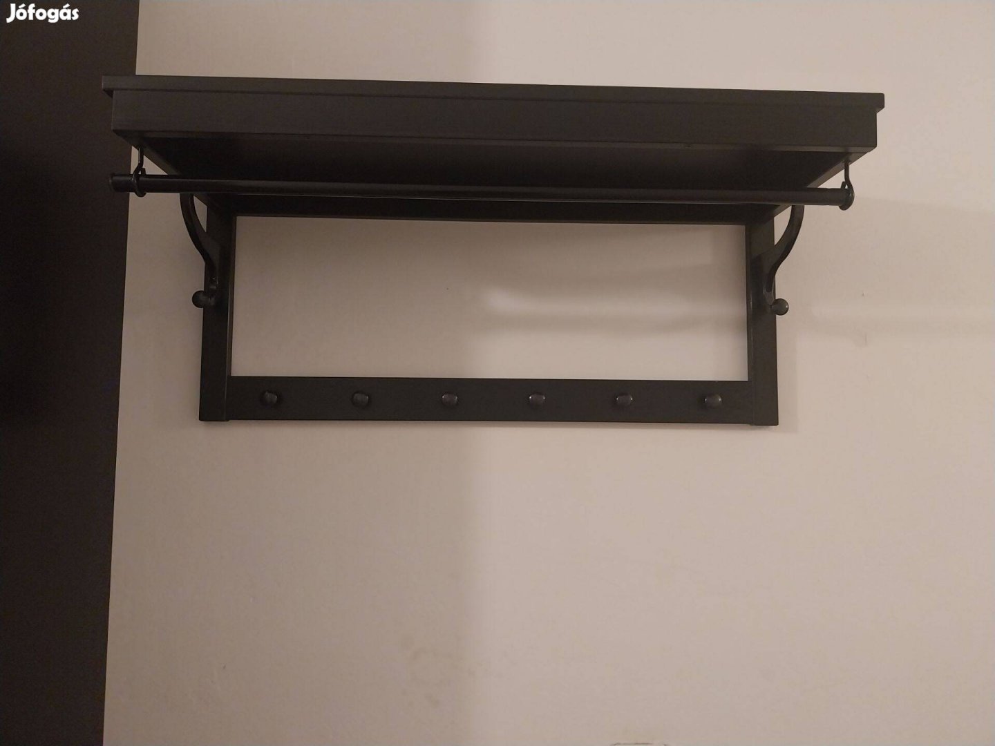 IKEA Hemnes kalaptartó polc