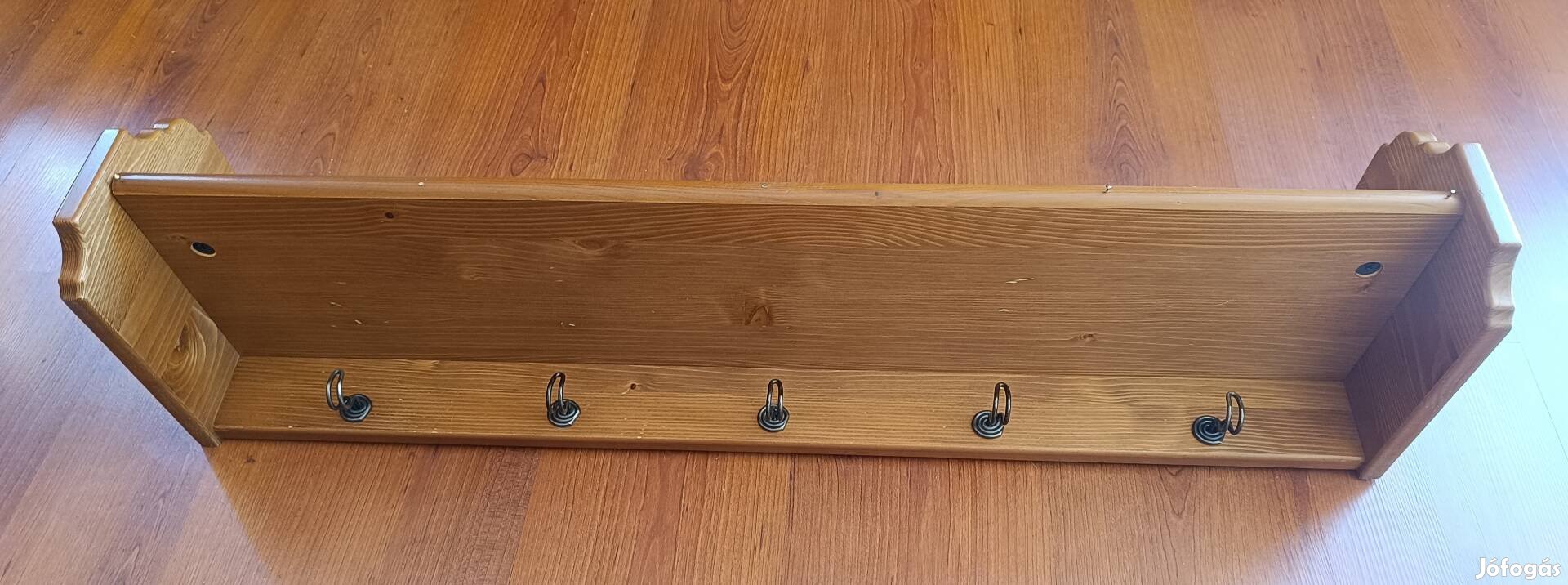 IKEA Leksvik kalaptartó polc akasztókkal