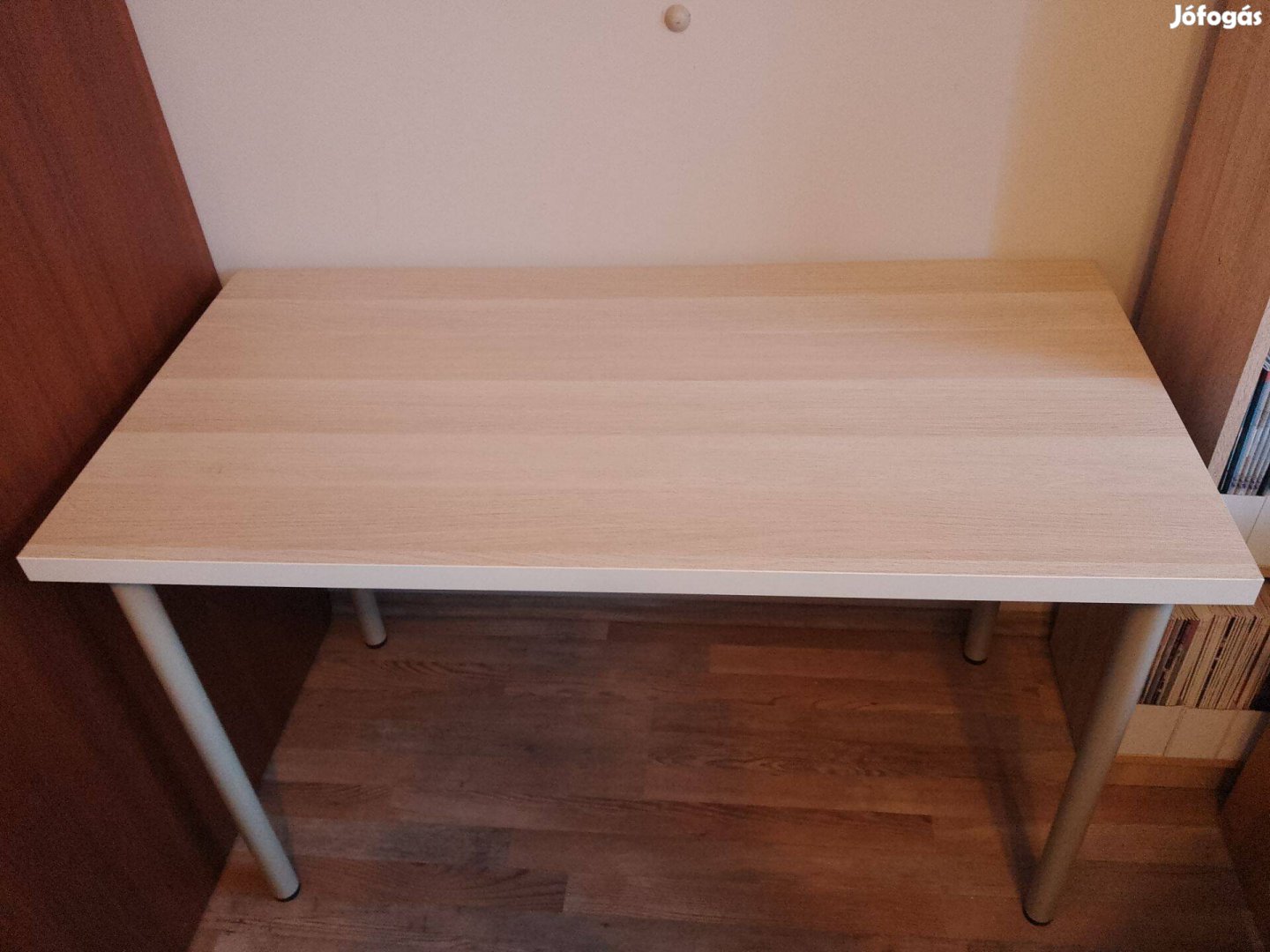 IKEA Linnmon asztal 120x60x3cm -es asztallappal, Adils lábakkal