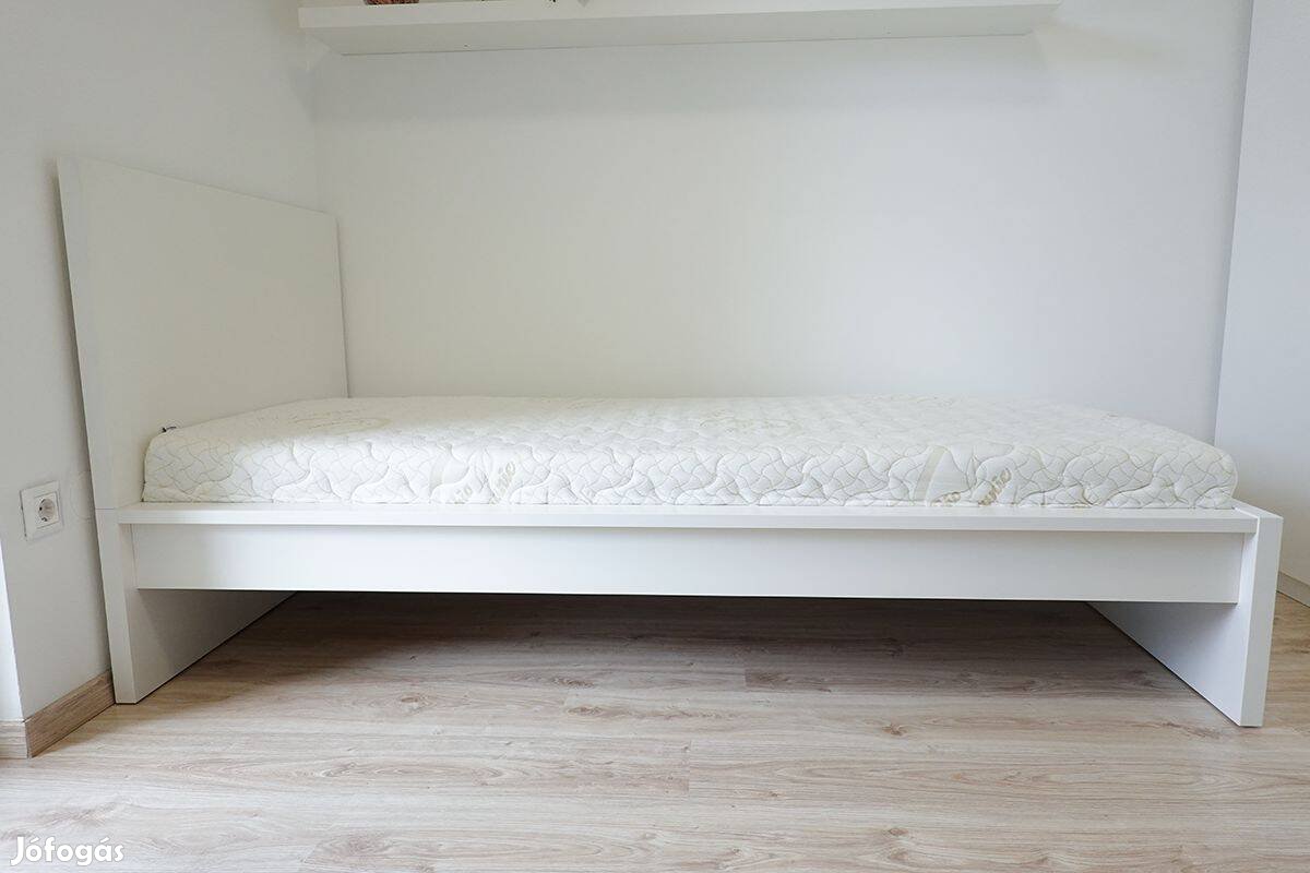 IKEA Malm egyszemélyes ágy