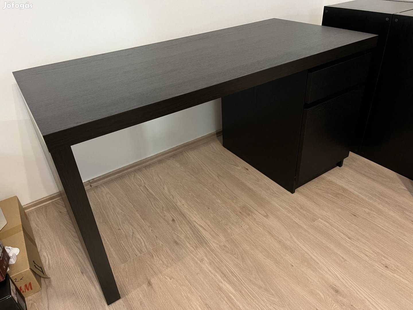 IKEA Malm íróasztal (140x65cm) fekete-barna (újszerű)