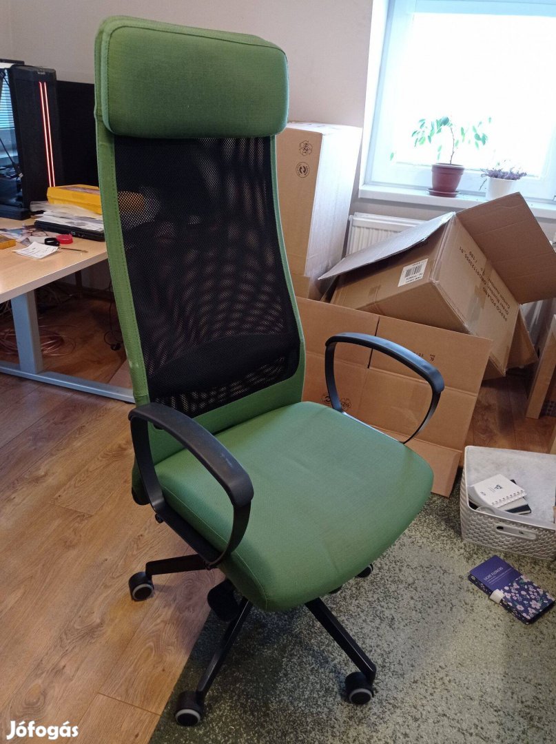 IKEA Markus irodai forgó szék zöld szövet