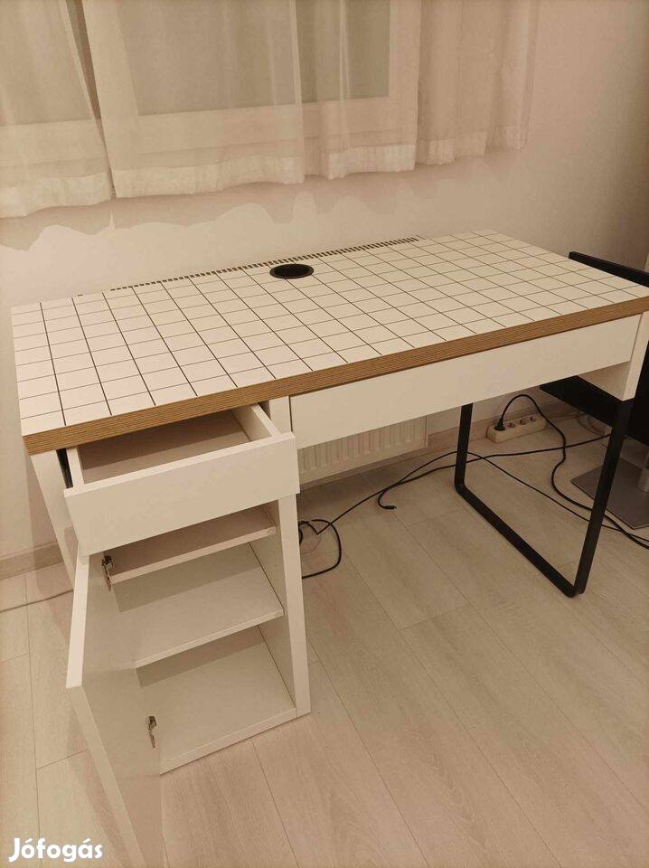 IKEA Micke íróasztal