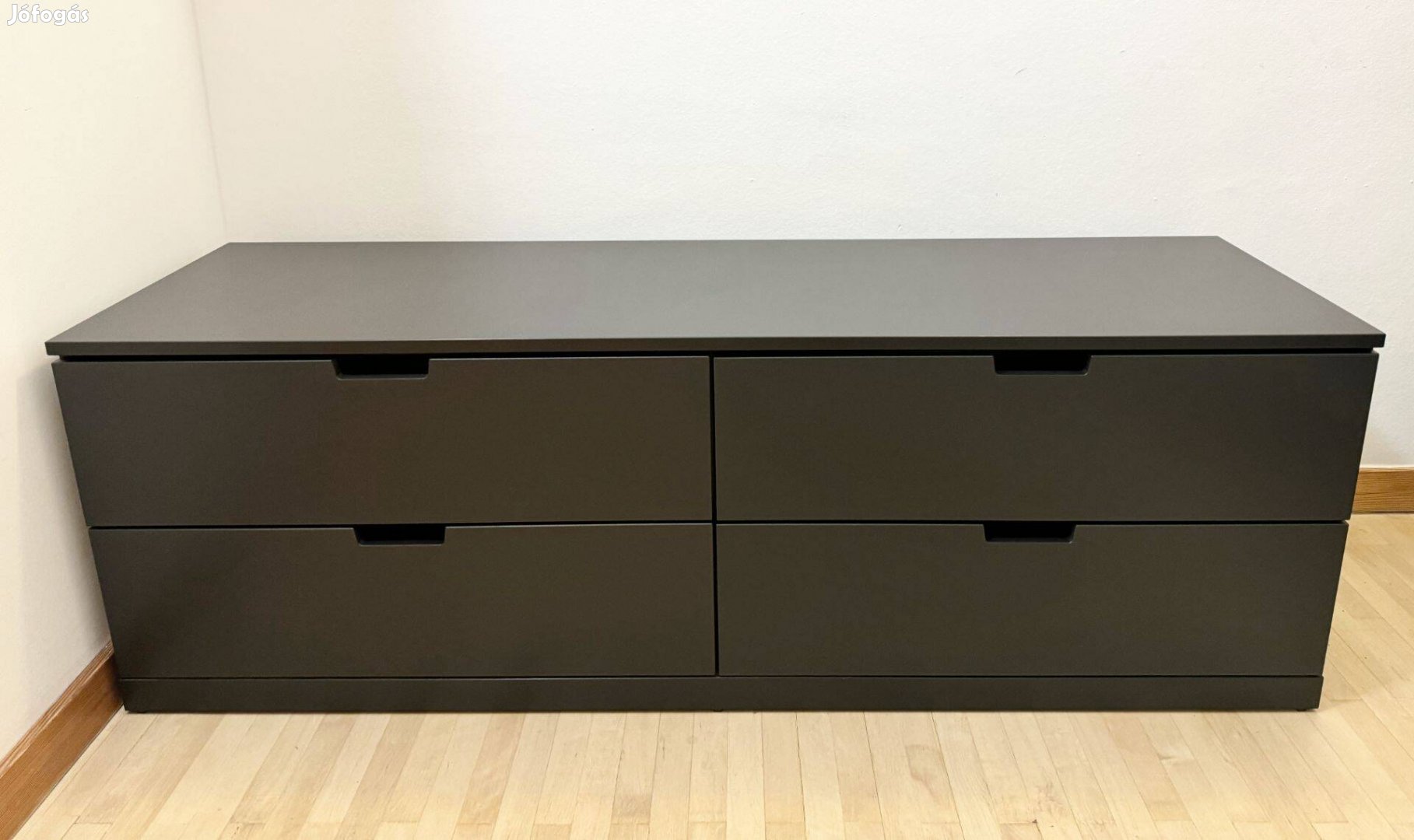 IKEA Nordli 4-fiókos szekrény, fekete, 160x54 cm