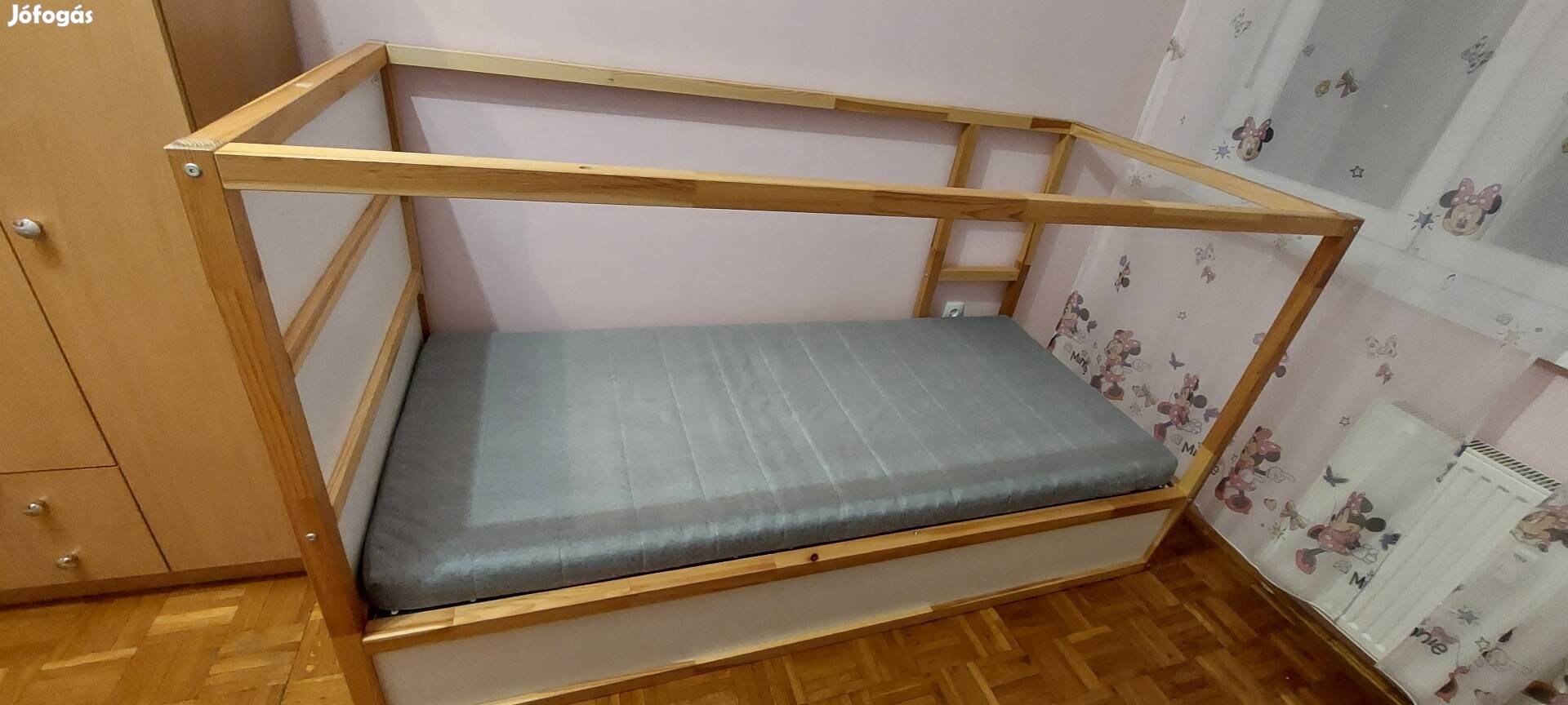 IKEA-S Megfordítható Gyerekágy matraccal