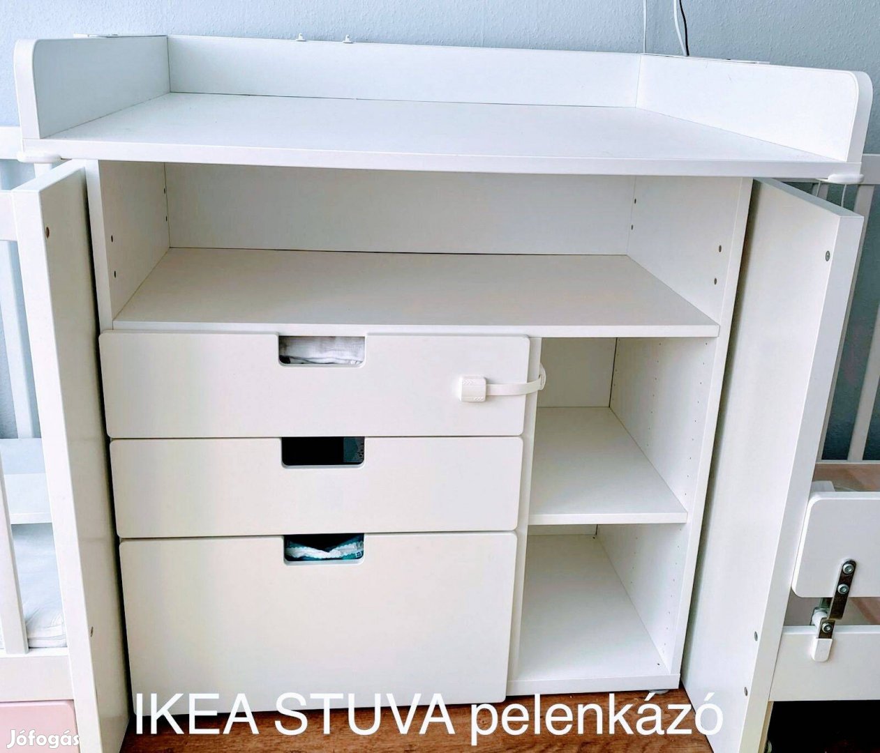 IKEA Stuva/SMÁStad pelenkázó asztal