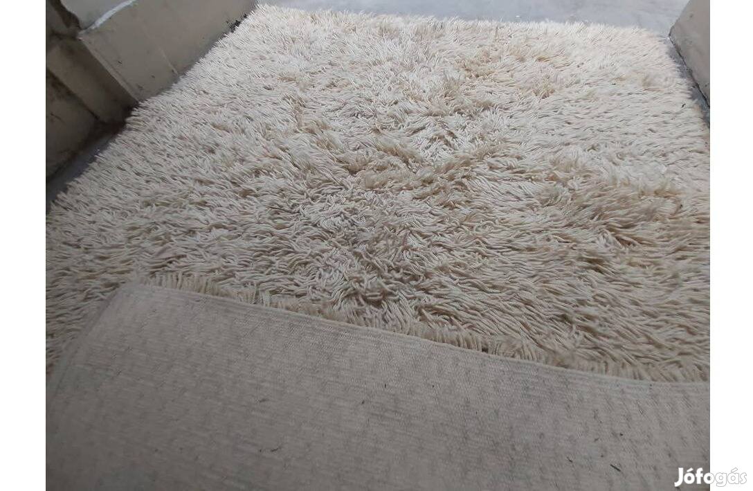 IKEA Viten süppedős hosszú szálú gyapjúszőnyeg 136 x 205 cm