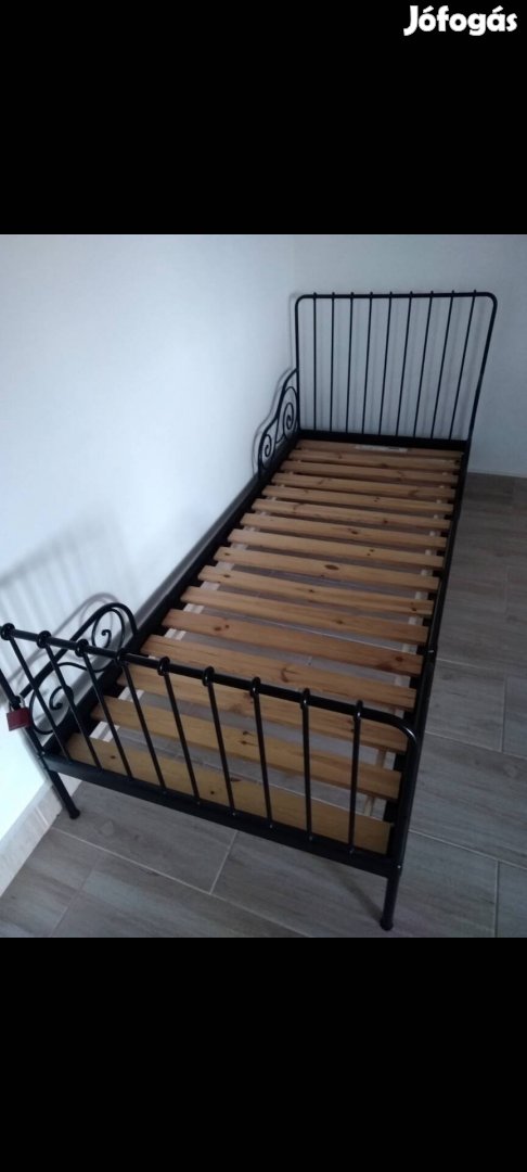 IKEA ágy matraccal