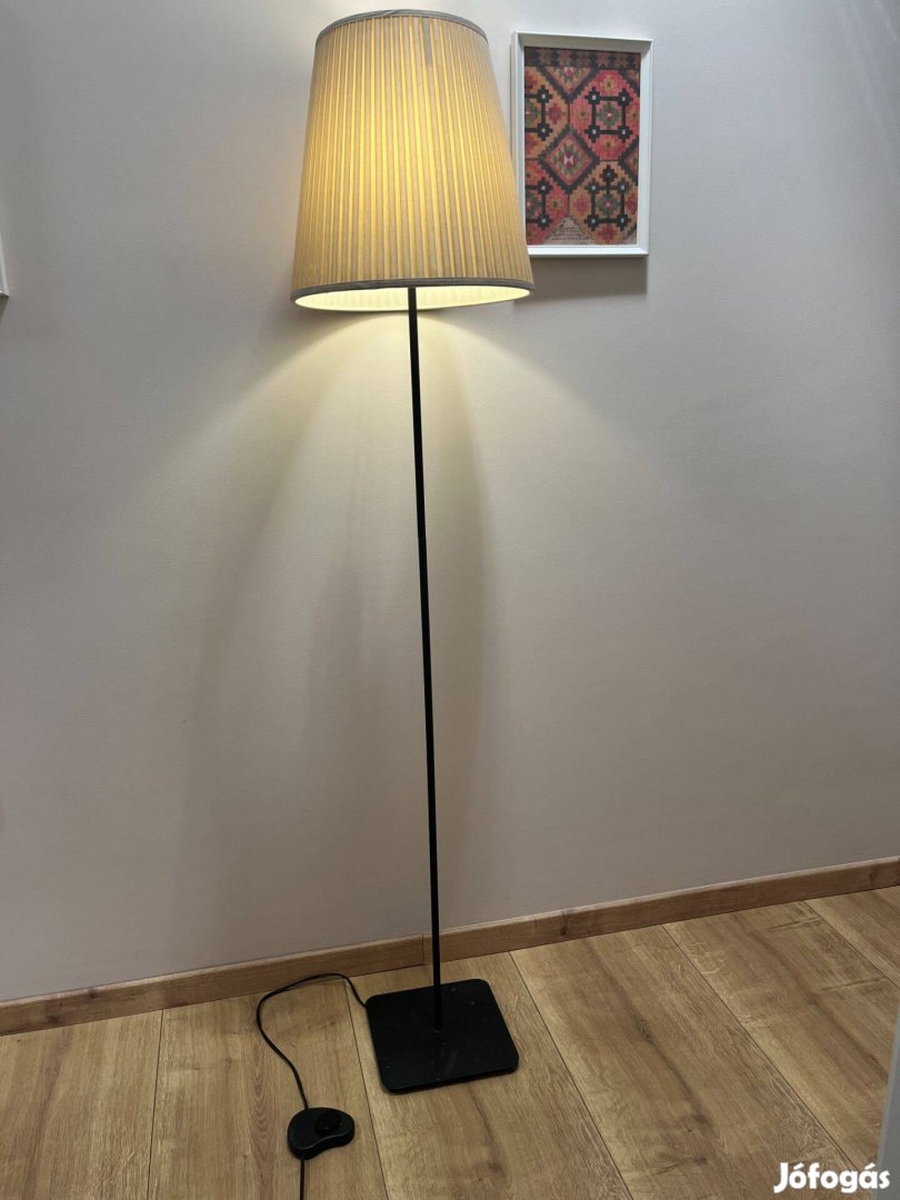 IKEA állólámpa lábkapcsolóval
