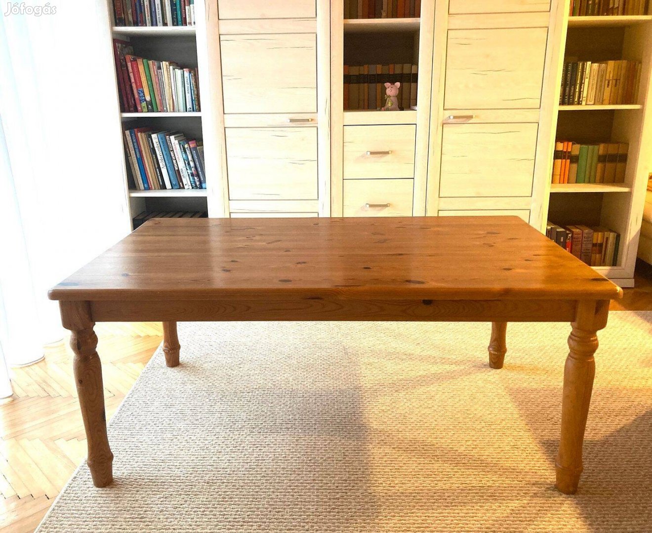 IKEA dohányzóasztal