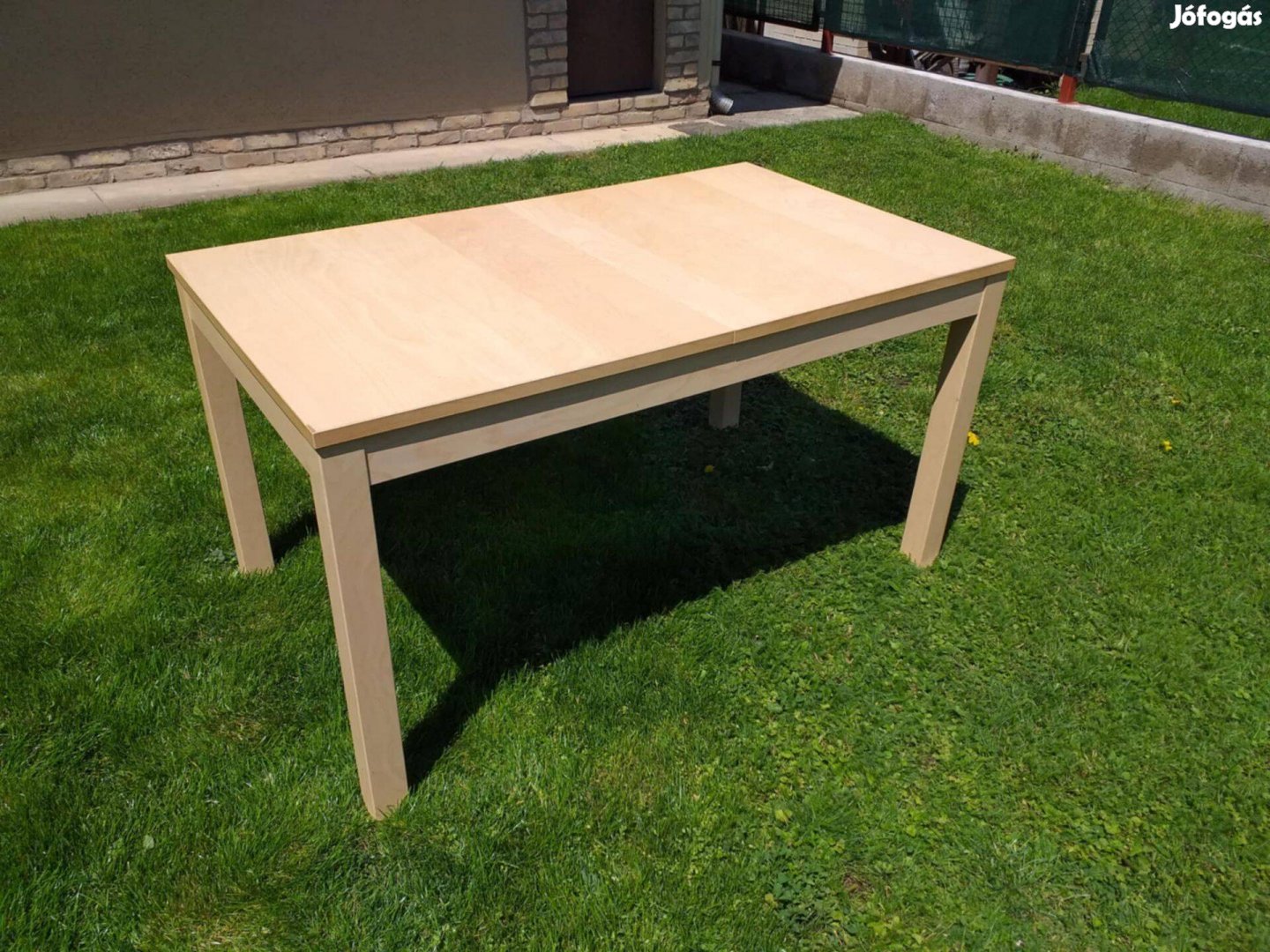 IKEA étkező asztal 6-8 személyes