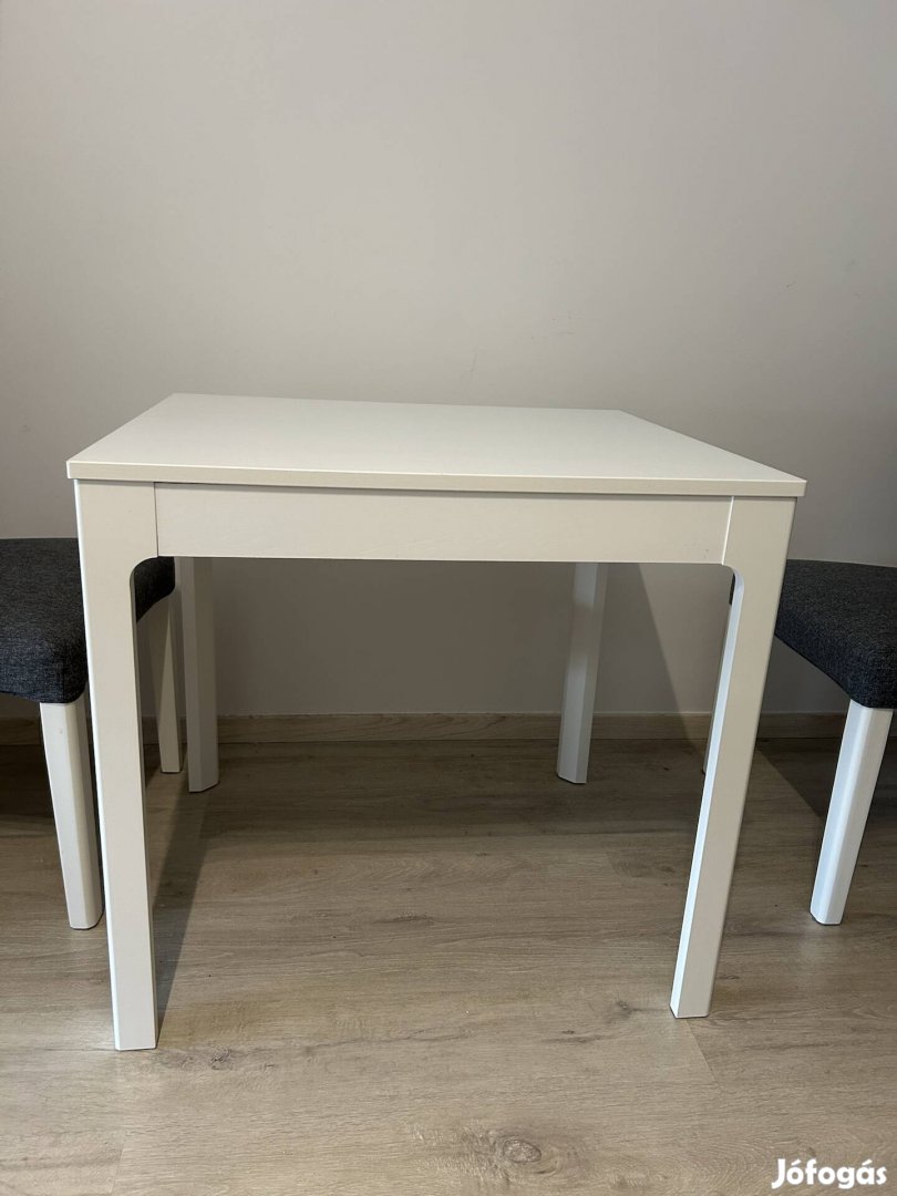 IKEA étkezőasztal 80/120 x 70cm
