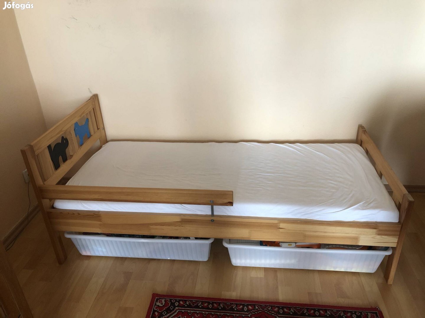 IKEA fenyőfa gyerekágy