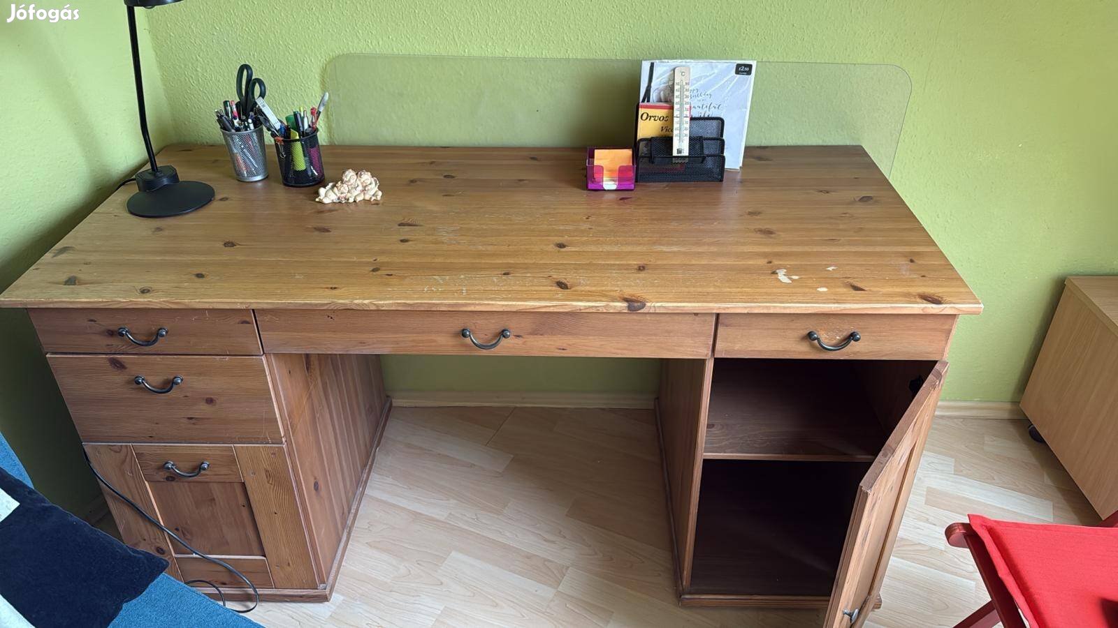 IKEA íróasztal