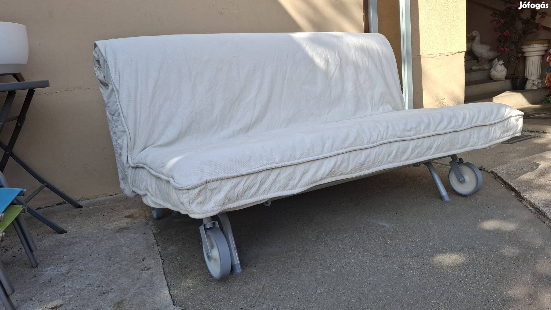 IKEA kanapé ágy.